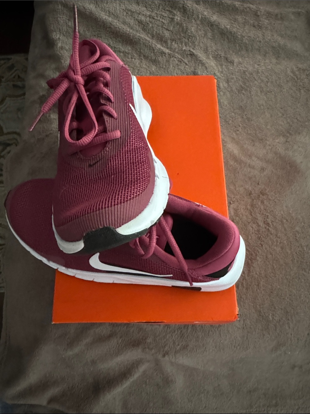 Nike Women’s Maroon Mesh Running Shoes with White Sole